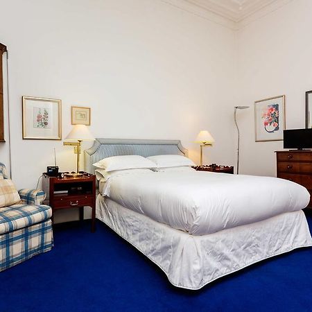 Veeve - Queen'S Gardens Flat London Room photo